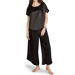 BB Dakota Woman  2 Piece Satin Lounge Set Black Size S NWT